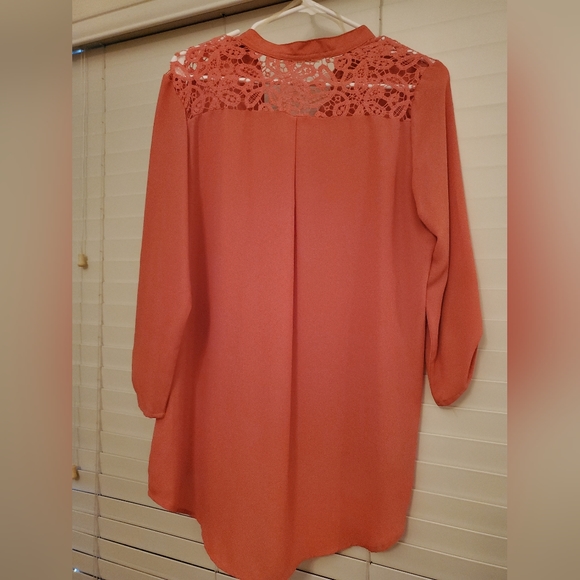 Salmon Tunic Style Blouse - L - Picture 5 of 6